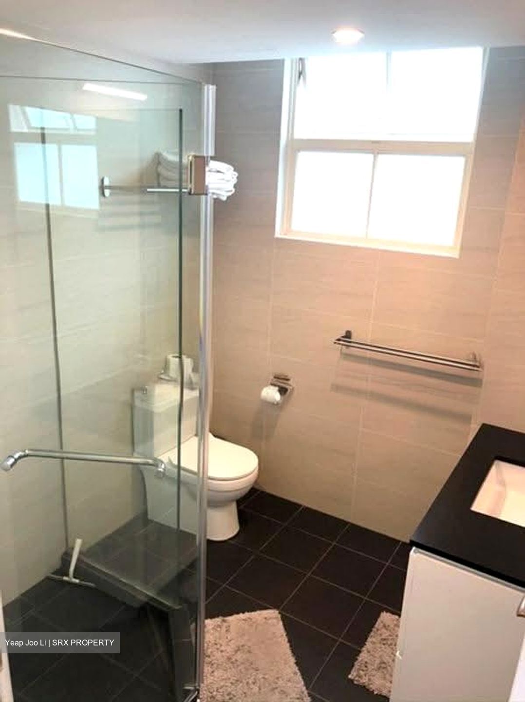 Kew Crescent (D16), Terrace #637688491